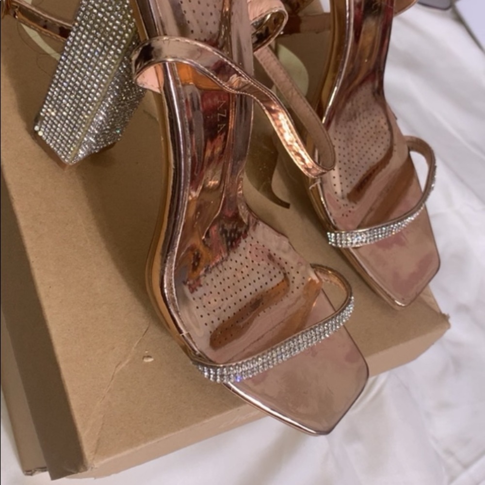 Azalea wang watch me shine chunky sandal - Picture 6 of 6